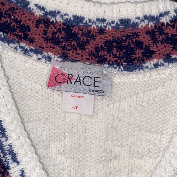Vintage Grace Rose Knit Sweater - Picture 7 of 9